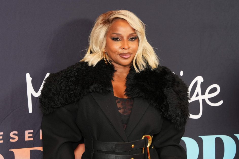 Mary J. Blige Puts Booing Heckler on Blast During Las Vegas Residency Concert: ‘The F–k You Spend Your Money for, Idiot?’